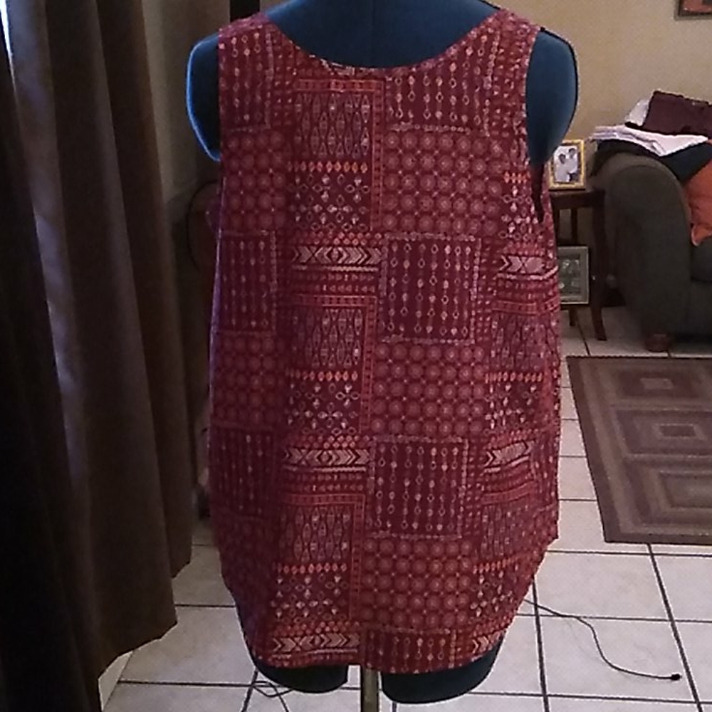 Shirt - Picture 2 of 2